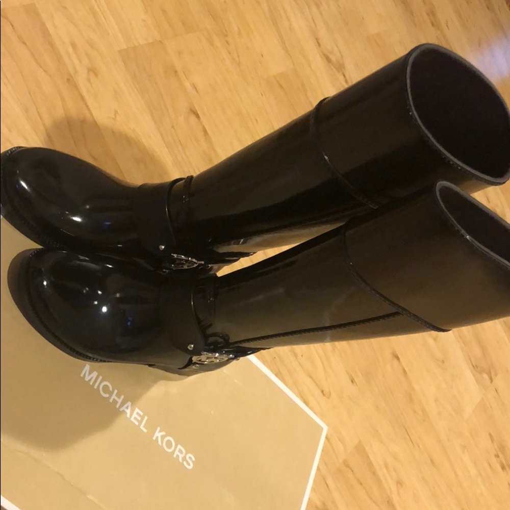 michael kors rain boots! - Picture 2 of 3